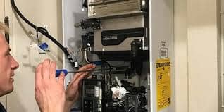 تشخیص و رفع عیب پکیج دیواری و زمینی در محل